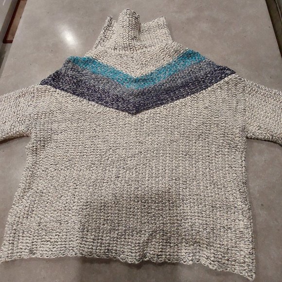 Vintage Havana Gray and Blue Cowl Neck Sweater - Picture 8 of 13